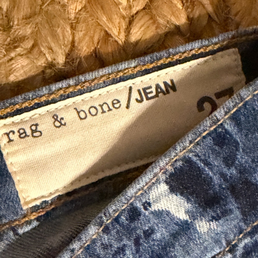 Rag & Bone Indigo and White Denim 27w skinny - Picture 2 of 4